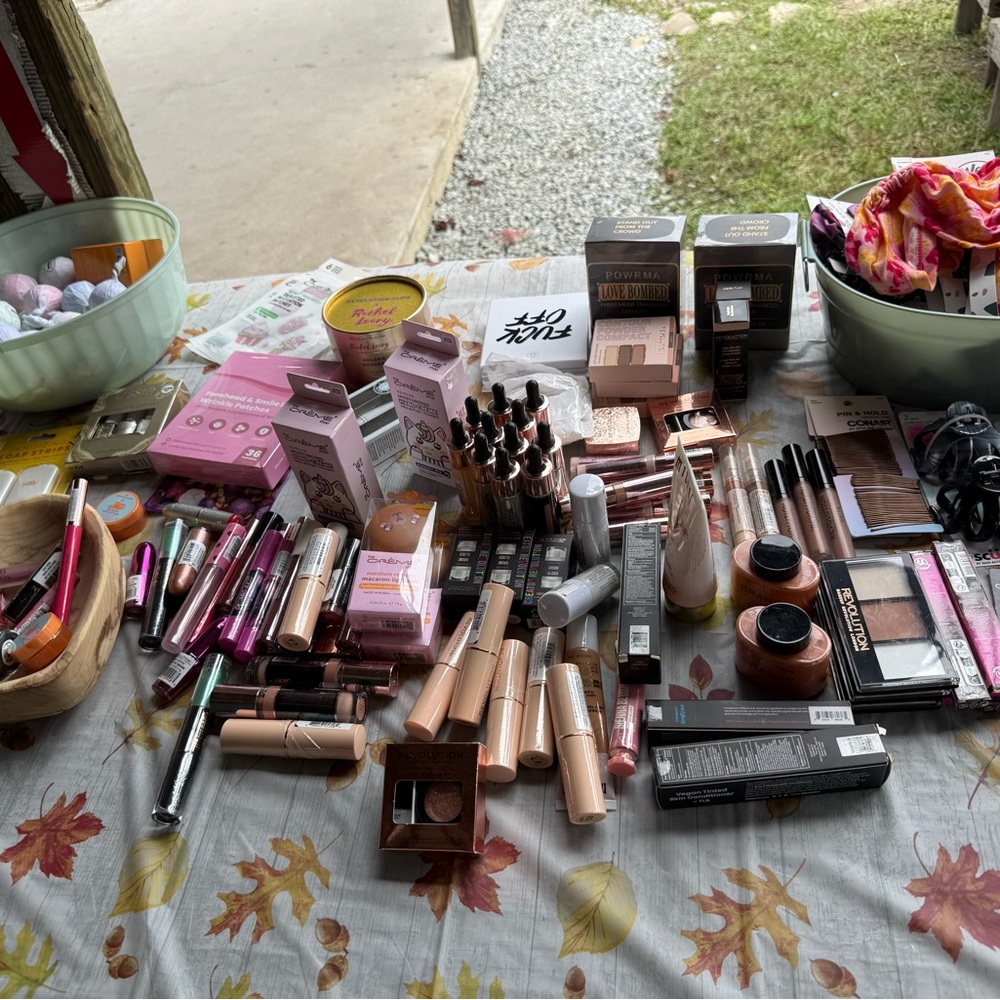 Assorted hair & Beauty mystery bag